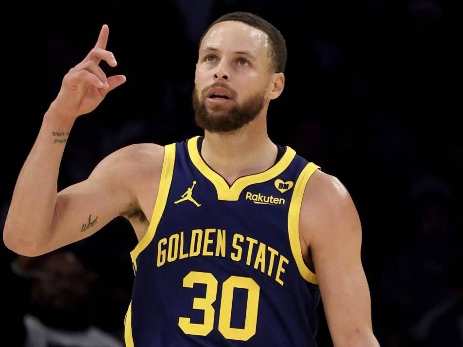 包含种族平等与社会责任：NBA球员新举措引领潮流的词条