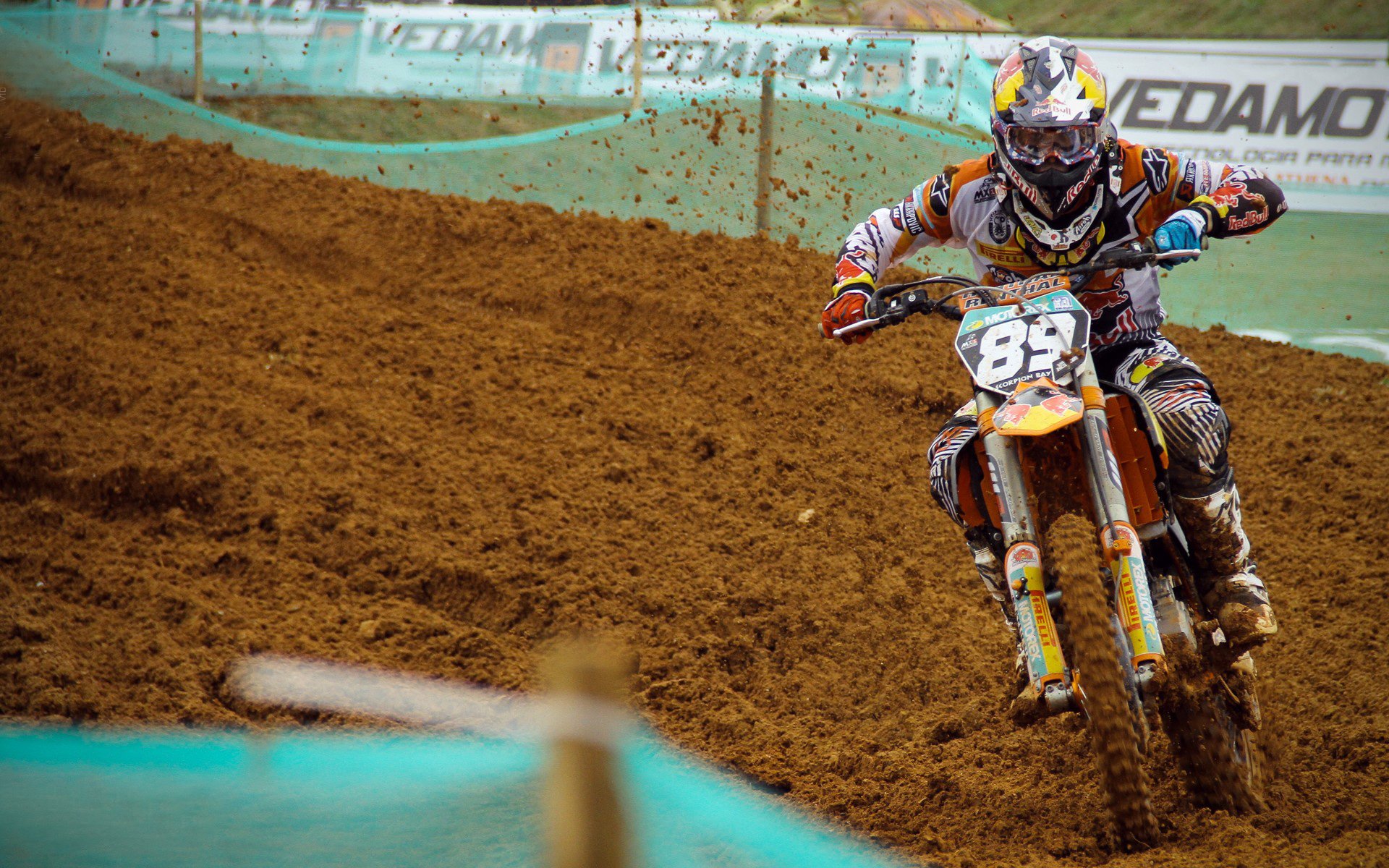 虚拟现实与F1：赛场变得更具沉浸感，虚拟现实大赛作品